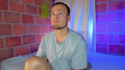 Snapshot of maax_taylor01 chatting on 01/24/25, 12:41 online show from 01/24/25, 12:41