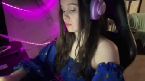 Apolonia online show from 05/25/26, 06:03
