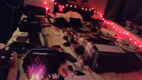 mac1119 online show from 03/08/26, 09:35