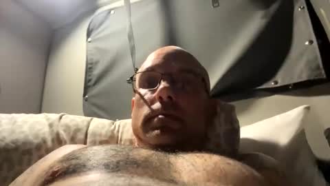 Snapshot of mac402992 chatting on 11/08/25, 03:29 mac402992 online show from 11/08/25, 03:29