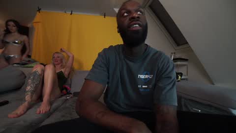 Mac Troy online show from 12/05/24, 08:11