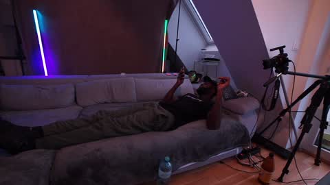 Mac Troy online show from 12/18/24, 02:49