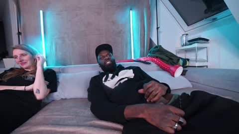 Mac Troy online show from 12/26/24, 06:01