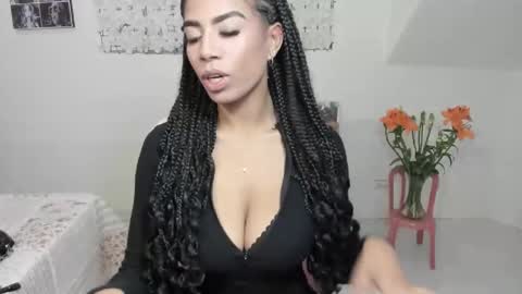 Snapshot of macdelice chatting on 03/04/25, 04:38 Mac Delice online show from 03/04/25, 04:38