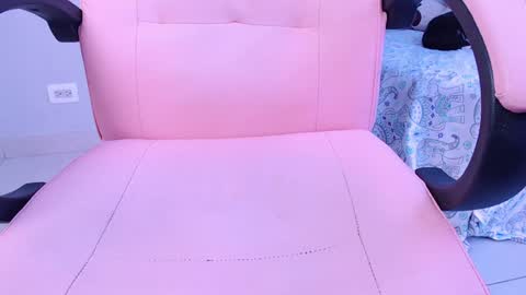 Snapshot of macey_hairy chatting on 01/06/25, 02:47 Macey Elliot Modelo Independiente online show from 01/06/25, 02:47