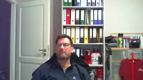 Snapshot of macfly67 chatting on 01/26/25, 10:35 macfly67 online show from 01/26/25, 10:35