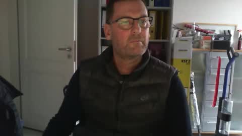 macfly67 online show from 01/19/26, 01:59