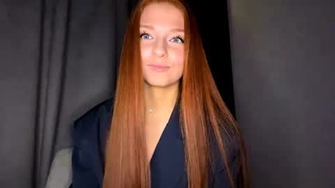 Snapshot of machelleunderdahl chatting on 07/06/26, 10:34 Nicole online show from 07/06/26, 10:34