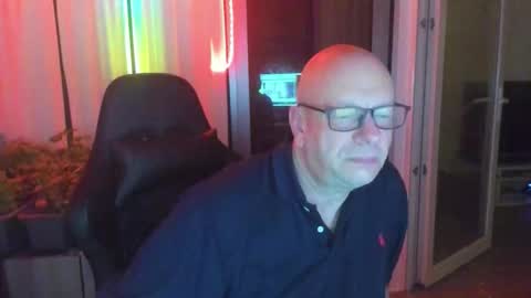 Snapshot of machinegun3dx chatting on 12/21/25, 12:40 Andy online show from 12/21/25, 12:40