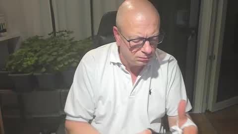 Snapshot of machinegun3dx chatting on 01/18/26, 10:24 Andy online show from 01/18/26, 10:24