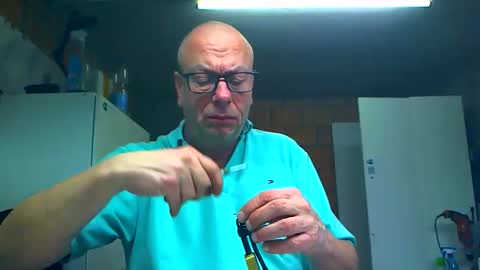 Snapshot of machinegun3dx chatting on 02/18/26, 07:43 Andy online show from 02/18/26, 07:43