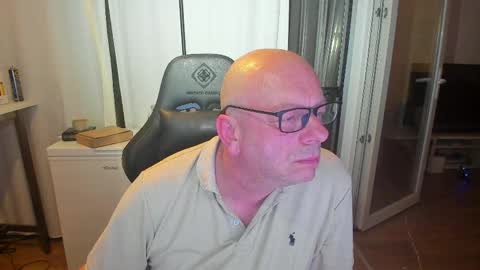 Snapshot of machinegun3dx chatting on 05/03/26, 08:37 Andy online show from 05/03/26, 08:37