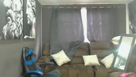 Snapshot of machissex chatting on 09/10/25, 07:47 machissex online show from 09/10/25, 07:47
