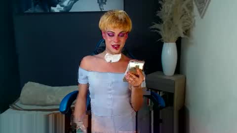 Snapshot of machissex chatting on 11/14/25, 02:21 machissex online show from 11/14/25, 02:21