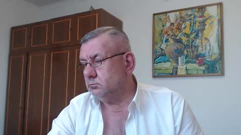 Snapshot of machomale3 chatting on 05/17/26, 04:25 Macho online show from 05/17/26, 04:25