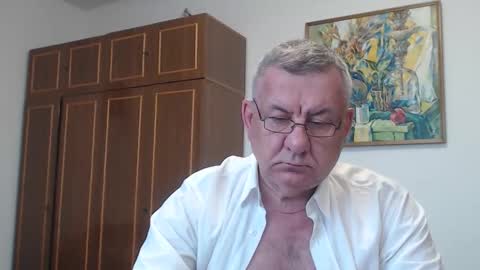 Snapshot of machomale3 chatting on 05/19/26, 03:29 Macho online show from 05/19/26, 03:29