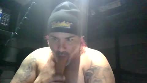 Snapshot of machuelbibliotecario chatting on 12/15/24, 11:34 machu el bibliotecario online show from 12/15/24, 11:34