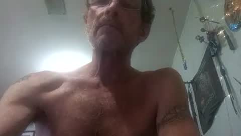 Snapshot of mackdog1369 chatting on 07/25/26, 08:12 mackdog1369 online show from 07/25/26, 08:12