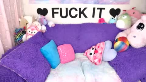 Mackenzie Wolfe online show from 02/12/26, 03:45