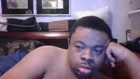 Snapshot of macksexy1996 chatting on 11/01/25, 01:13 Anthony online show from 11/01/25, 01:13