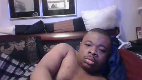 Snapshot of macksexy1996 chatting on 12/01/25, 12:15 Anthony online show from 12/01/25, 12:15