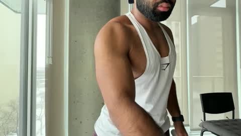 Max501 online show from 02/24/26, 03:43