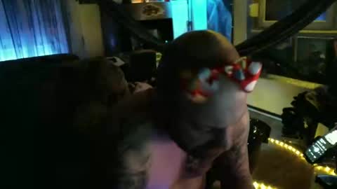 Snapshot of mad_dem0n chatting on 03/02/25, 03:24 Manuel online show from 03/02/25, 03:24