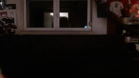 Snapshot of mad_dem0n chatting on 12/03/25, 01:57 Manuel online show from 12/03/25, 01:57