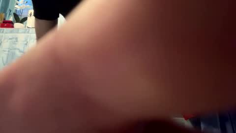 Snapshot of mada12340987 chatting on 11/24/25, 10:15 mada12340987 online show from 11/24/25, 10:15