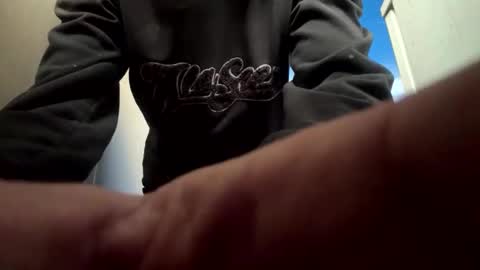 Snapshot of mada12340987 chatting on 12/03/25, 01:09 mada12340987 online show from 12/03/25, 01:09