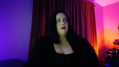 Miss Morticia online show from 12/21/24, 01:04