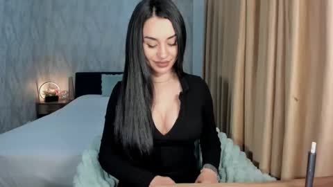 Snapshot of madam_jesse chatting on 11/15/25, 07:54 Madam jesse online show from 11/15/25, 07:54