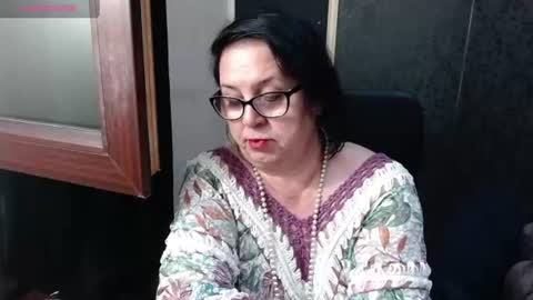 Madam Sanjanne online show from 06/18/26, 07:18