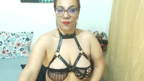 madame_desire_ online show from 05/14/26, 02:02