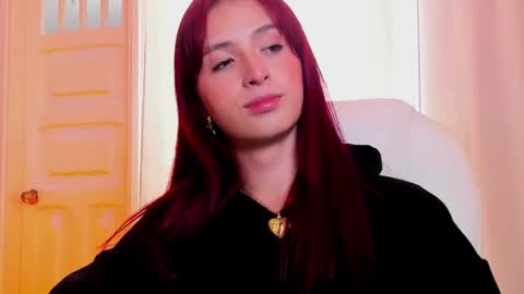 Snapshot of madame_lilith chatting on 01/07/25, 05:20  madame lilith  online show from 01/07/25, 05:20