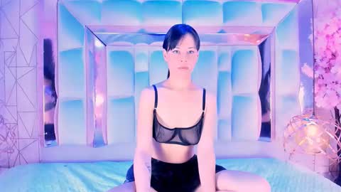  madamedesade01   online show from 11/02/25, 09:06