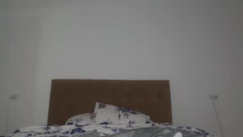 Snapshot of madamindigo chatting on 01/03/25, 04:00 YourMadamIndigo online show from 01/03/25, 04:00