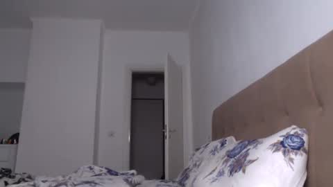 Snapshot of madamindigo chatting on 02/23/25, 06:56 YourMadamIndigo online show from 02/23/25, 06:56