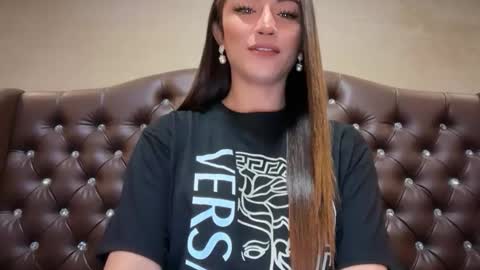 Snapshot of madammistressdominatrixxx chatting on 02/02/26, 12:31 Alison Kloss online show from 02/02/26, 12:31