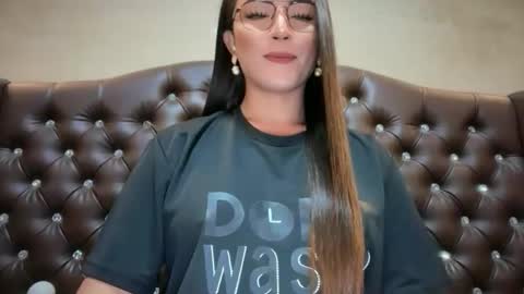 Snapshot of madammistressdominatrixxx chatting on 05/18/26, 04:18 Alison Kloss online show from 05/18/26, 04:18