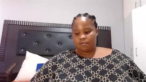 madamzee online show from 01/02/25, 09:54