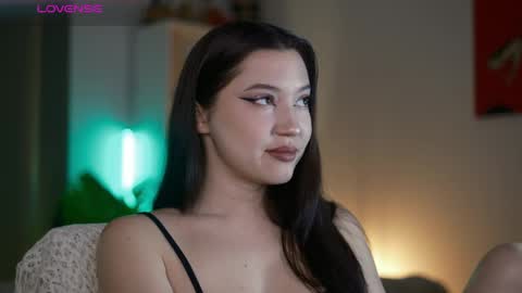 Snapshot of maddi_s_here chatting on 04/14/26, 11:44 Maddi online show from 04/14/26, 11:44