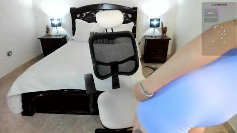 Maddie  online show from 12/04/25, 02:59