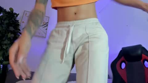 Maddie Ray online show from 05/25/26, 11:16