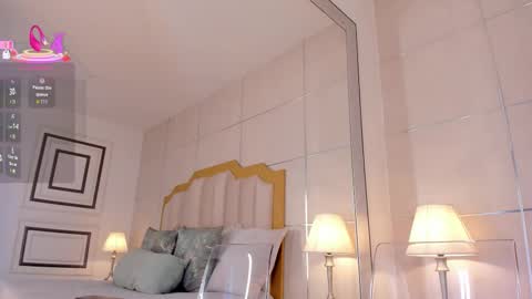    online show from 10/09/25, 07:56