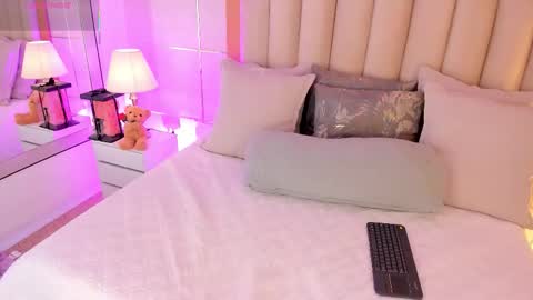    online show from 02/06/26, 07:50