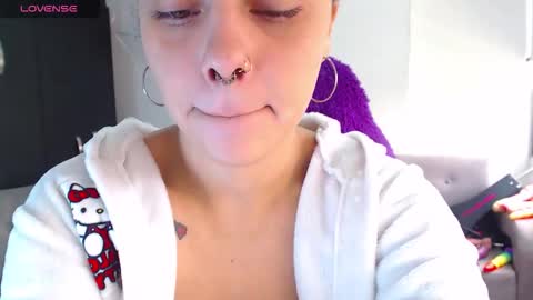 maddiie and clyde online show from 03/26/26, 02:55