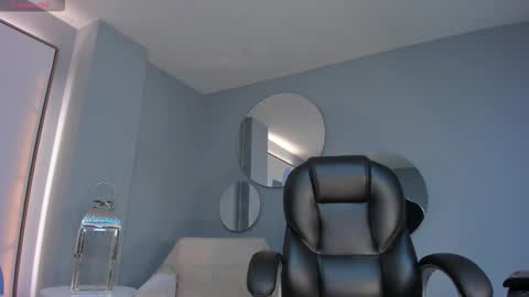 Maddison online show from 11/07/25, 03:50