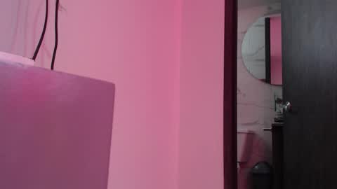 Snapshot of maddy_14 chatting on 02/04/26, 06:36 Maddy UwU online show from 02/04/26, 06:36