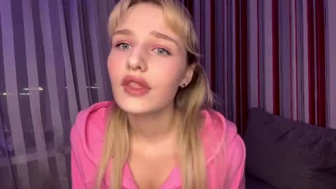 Maddy online show from 03/31/26, 03:56